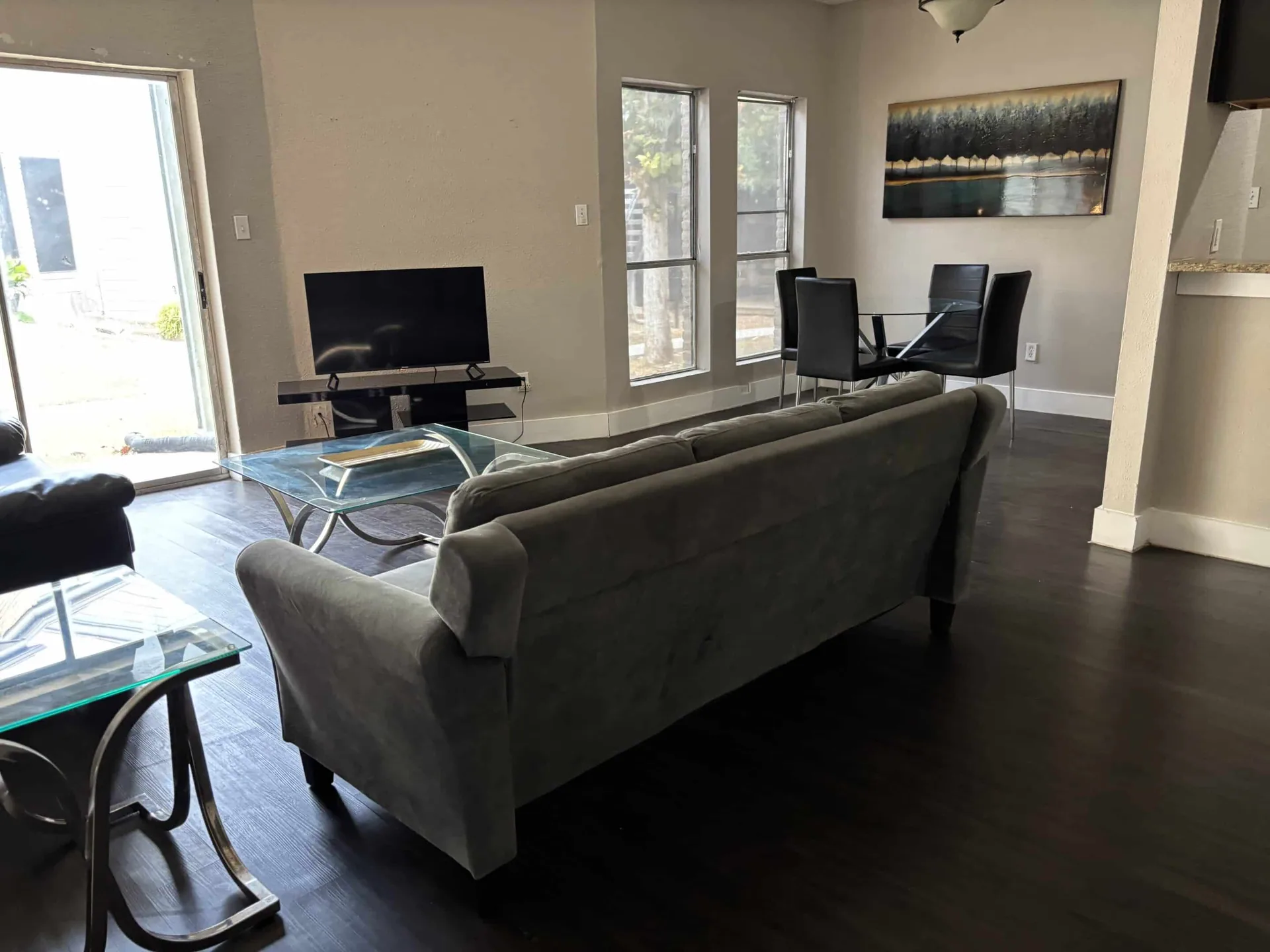 Budget men’s sober housing with two bunk sets and natural light in Austin